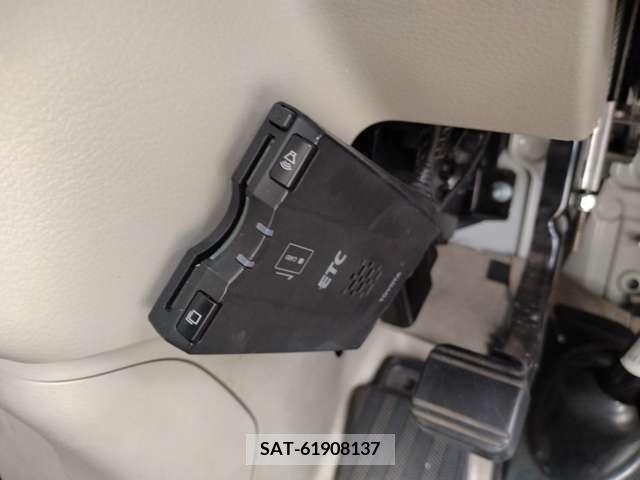 Suzuki EVERY WAGON 2018-05 301698-9