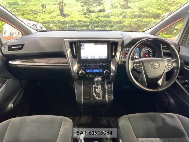 Toyota VELLFIRE 2016-06 369733-1