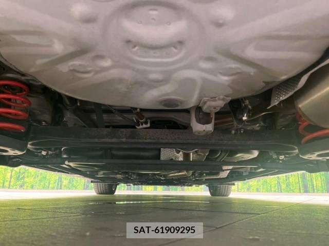 Toyota PRIUS ALPHA 2015-07 381220-18