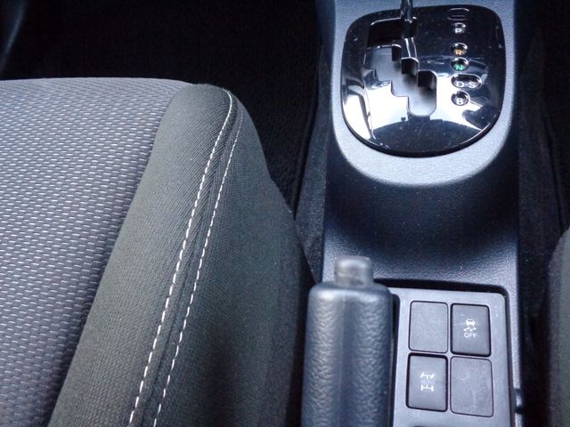 Toyota VITZ 2020-01 2692-12