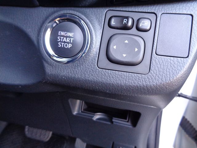 Toyota VITZ 2020-01 2692-5
