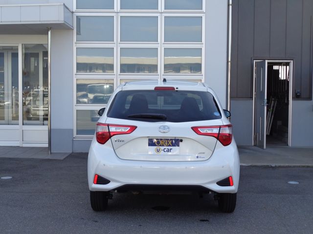 Toyota VITZ 2020-01 2692-24