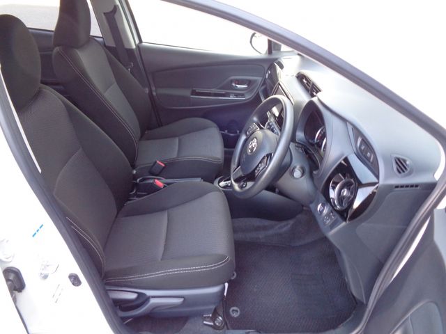 Toyota VITZ 2020-01 2692-3
