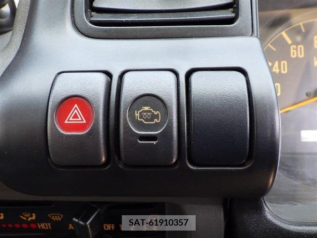 Isuzu ELF UT 2001-03 250619-12
