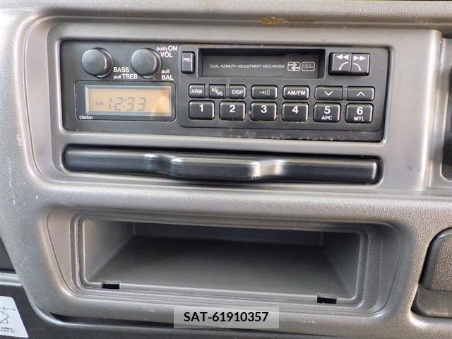Isuzu ELF UT 2001-03 250619-10