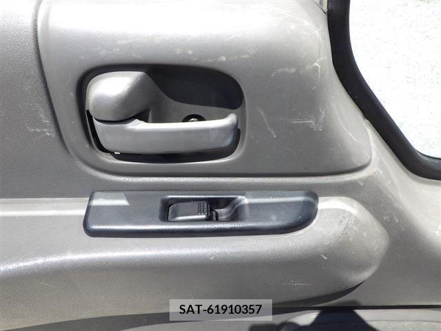 Isuzu ELF UT 2001-03 250619-16