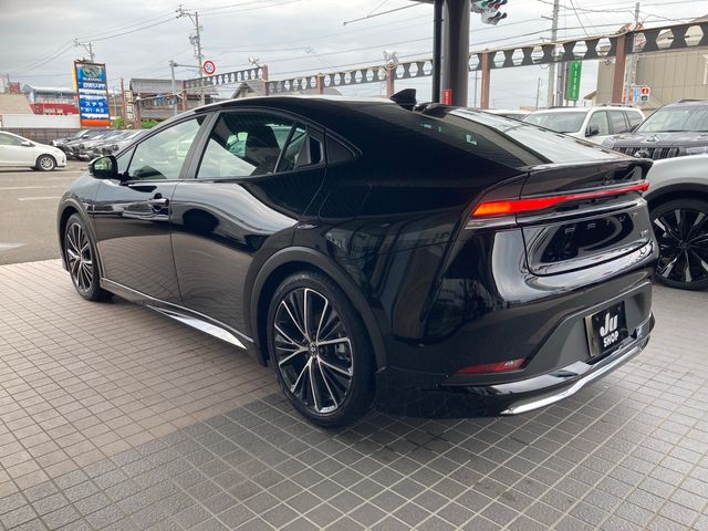 Toyota PRIUS 2023-03 827-8