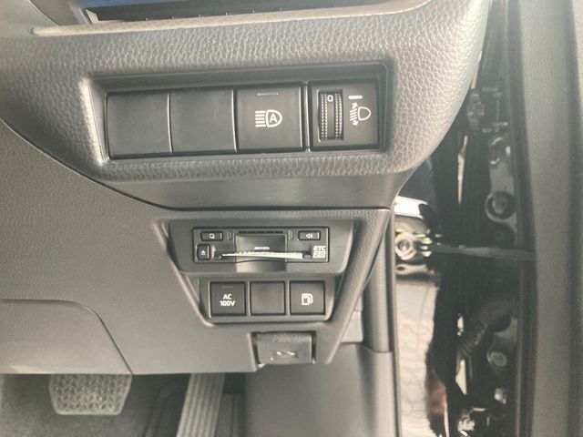 Toyota PRIUS 2023-03 827-15