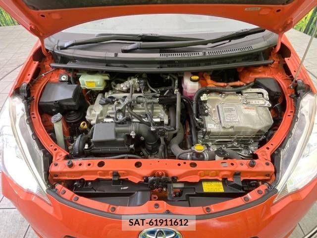Toyota AQUA 2013-08 381941-18