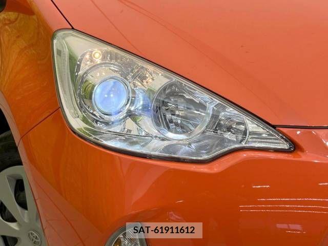 Toyota AQUA 2013-08 381941-12