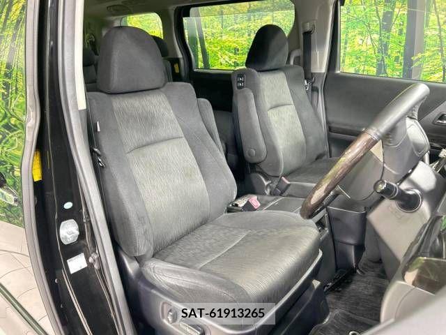 Toyota VELLFIRE 2012-05 330520-8