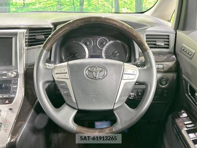 Toyota VELLFIRE 2012-05 330520-12