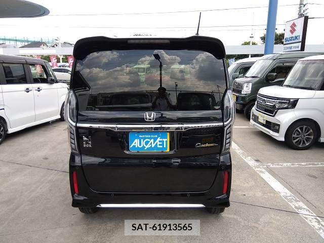 Honda N BOX CUSTOM 2022-03 364903-1