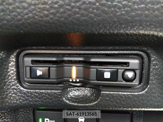 Honda N BOX CUSTOM 2022-03 364903-24