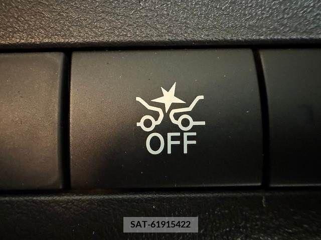 Nissan KICKS 2021-06 362259-5