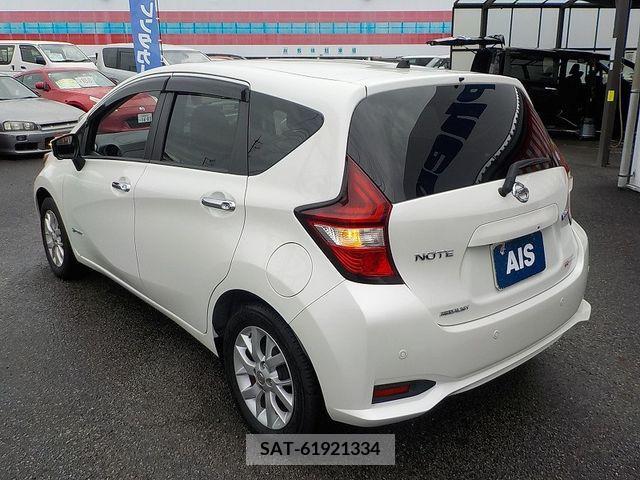 Nissan NOTE 2018-04 365326-2