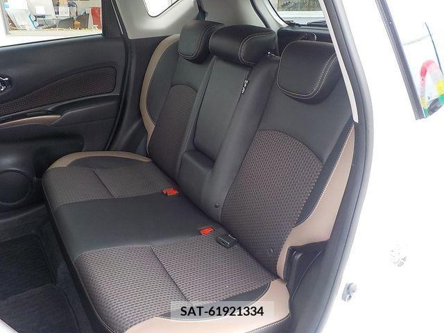 Nissan NOTE 2018-04 365326-19