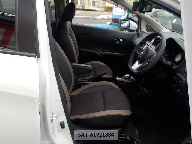Nissan NOTE 2018-04 365326-18
