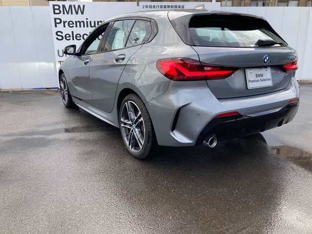 Bmw 1 SERIES 2022-05 10856-7
