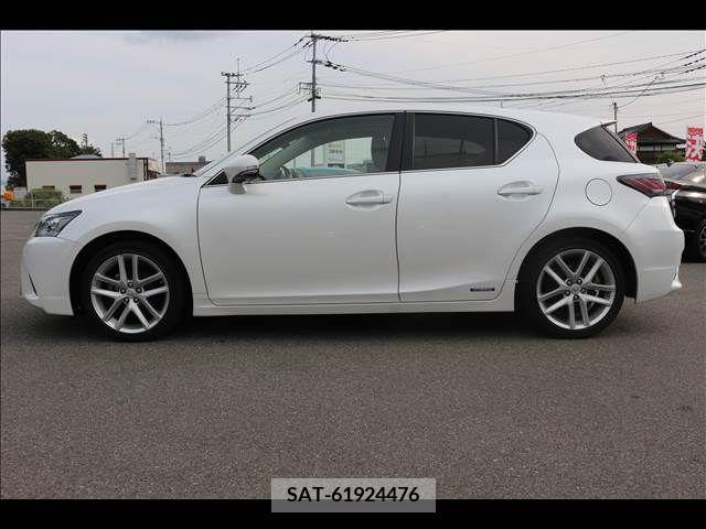 Lexus CT 2015-09 334302-8