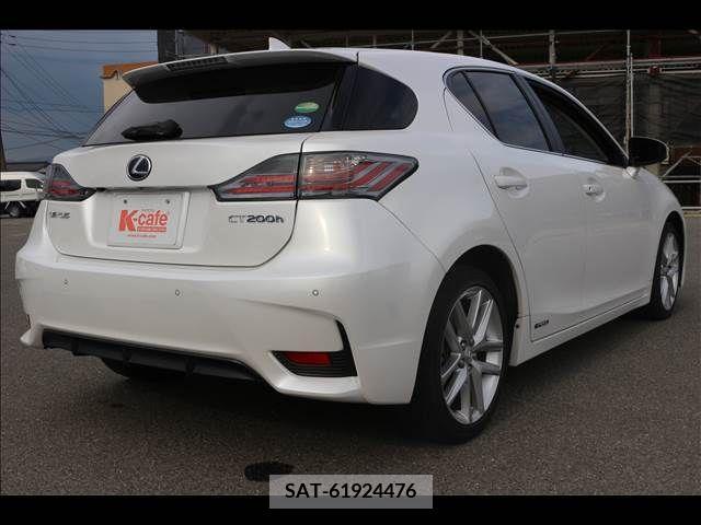 Lexus CT 2015-09 334302-5