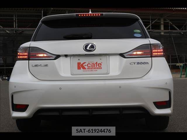 Lexus CT 2015-09 334302-16