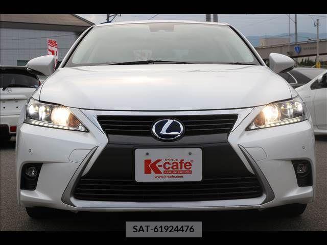 Lexus CT 2015-09 334302-3