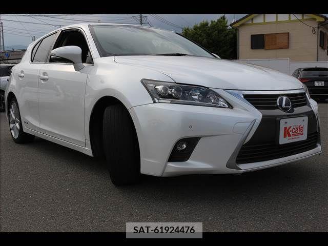 Lexus CT 2015-09 334302-2