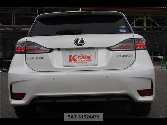 Lexus CT 2015-09 334302-14