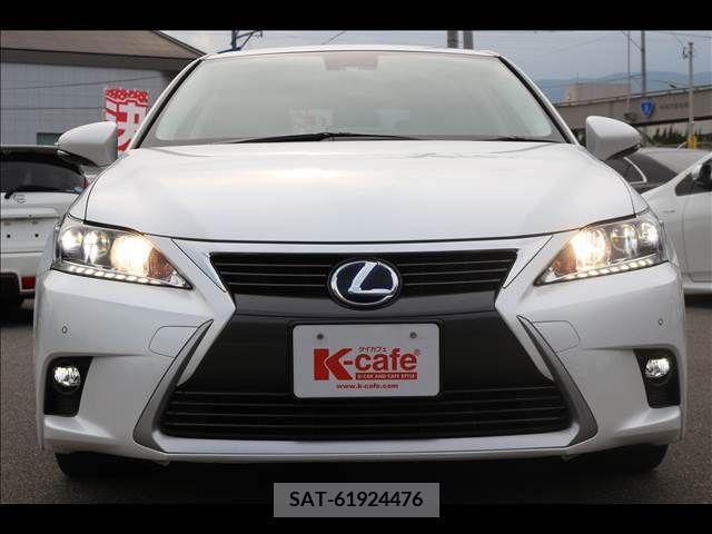 Lexus CT 2015-09 334302-12
