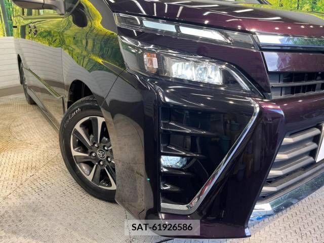 Toyota VOXY 2017-11 394940-13