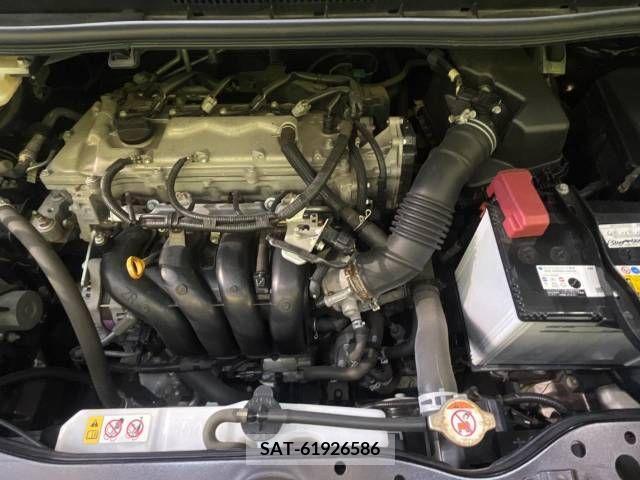 Toyota VOXY 2017-11 394940-18