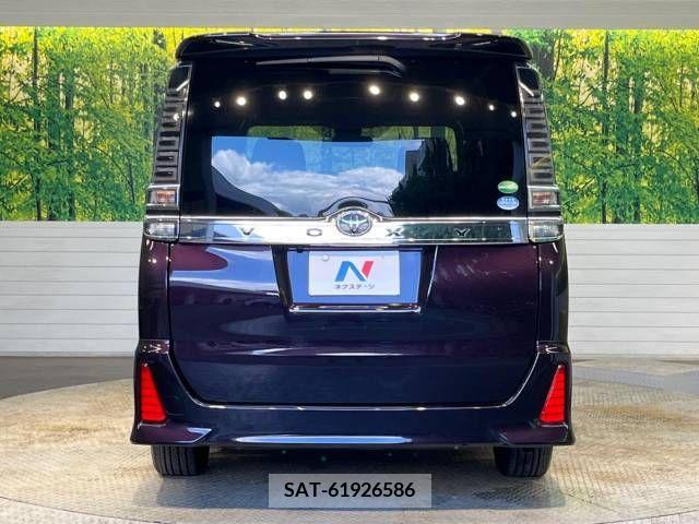 Toyota VOXY 2017-11 394940-15