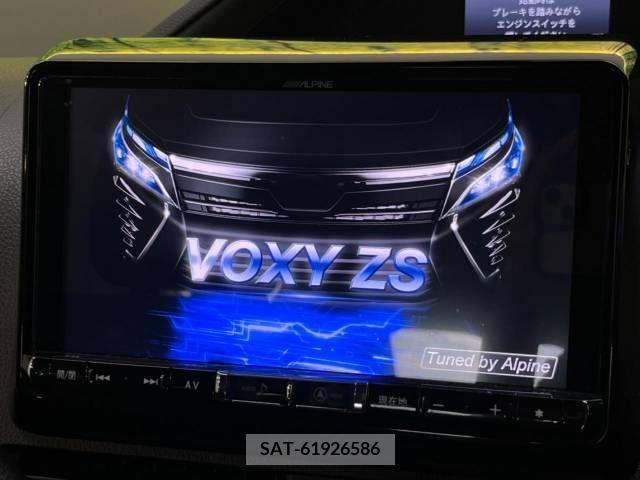 Toyota VOXY 2017-11 394940-3
