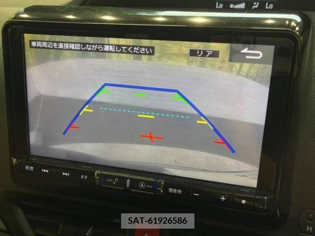 Toyota VOXY 2017-11 394940-5