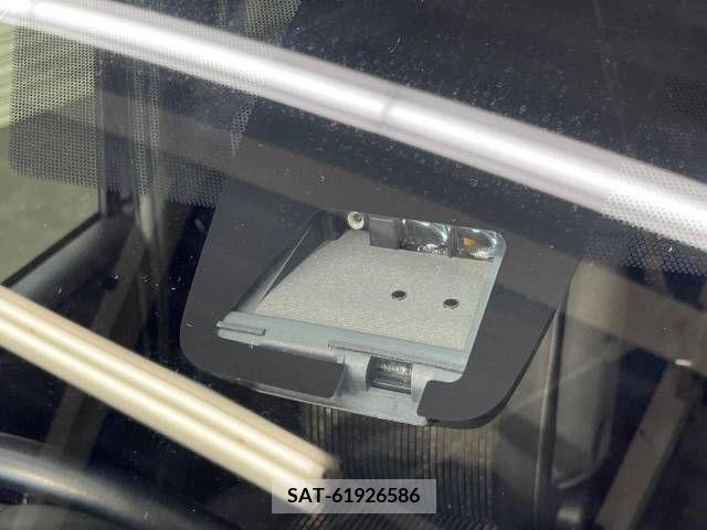 Toyota VOXY 2017-11 394940-2