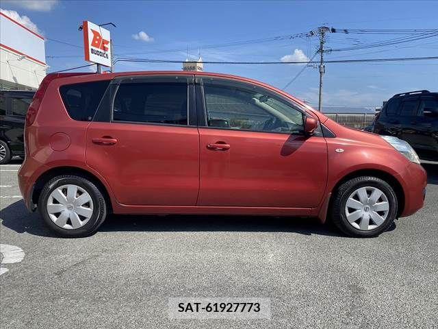 Nissan NOTE 2009-08 380545-11