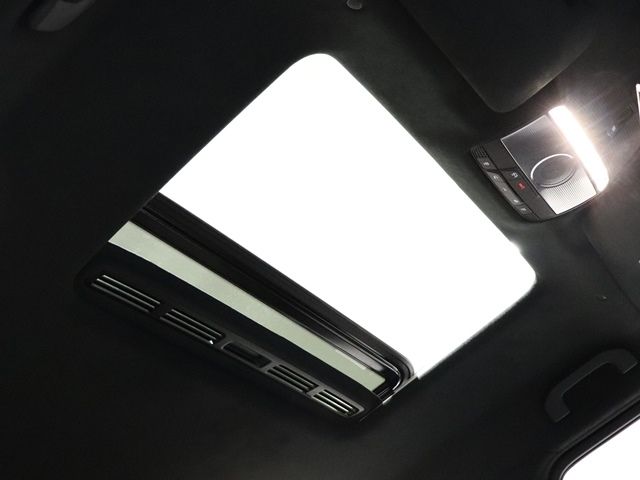 Mercedes Benz G-CLASS 2021-06 2563-2