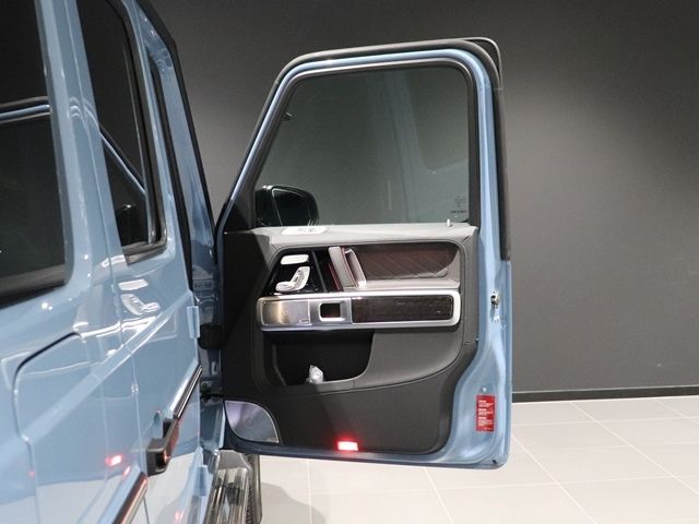 Mercedes Benz G-CLASS 2021-06 2563-25