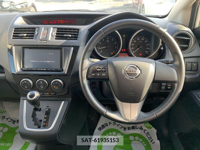 Nissan LAFESTA 2015-01 391634-10