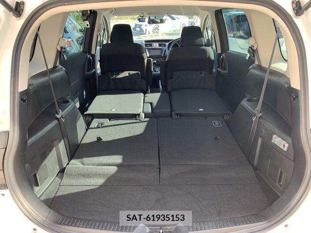 Nissan LAFESTA 2015-01 391634-9