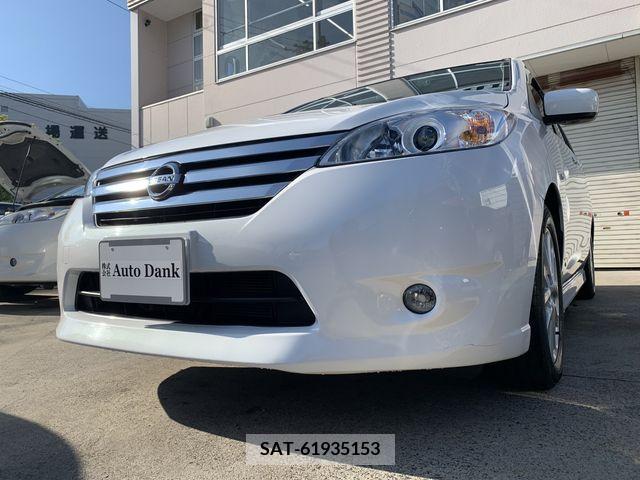Nissan LAFESTA 2015-01 391634-21