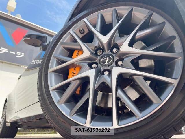 Lexus RC 2017-11 299995-13