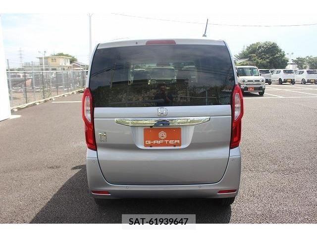 Honda N BOX 2021-06 333836-7