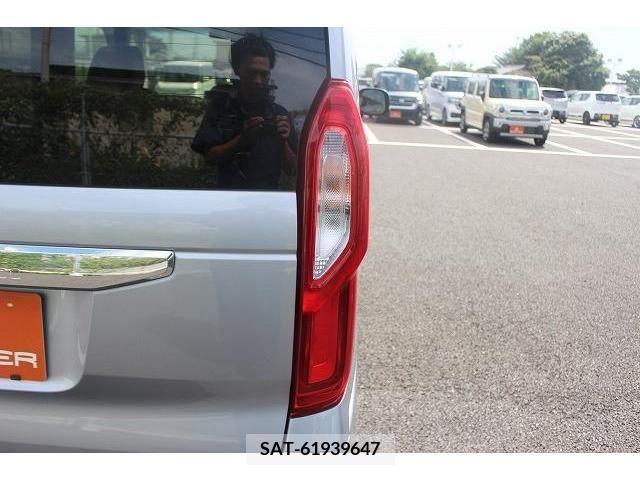 Honda N BOX 2021-06 333836-10