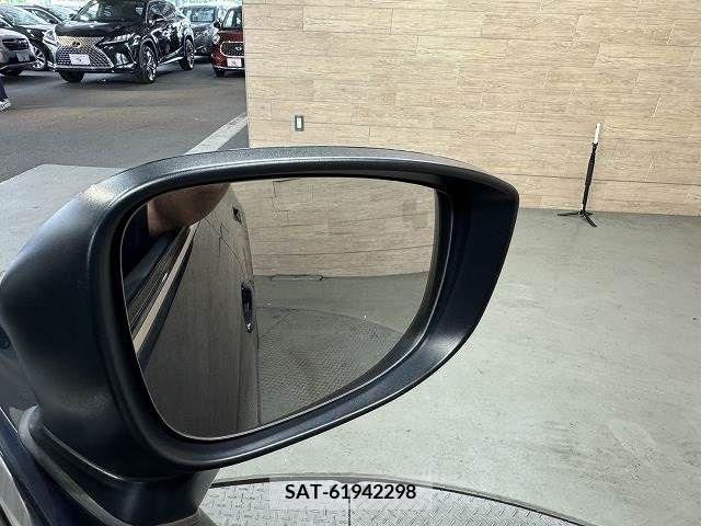 Mazda CX-8 2018-06 337745-5