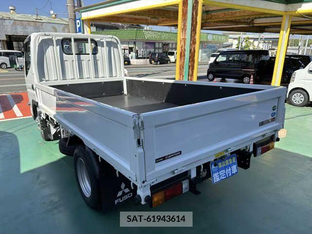 Mitsubishi CANTER 2022-12 302534-2