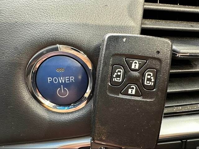 Toyota ESTIMA HYBRID 2017-11 14917-6
