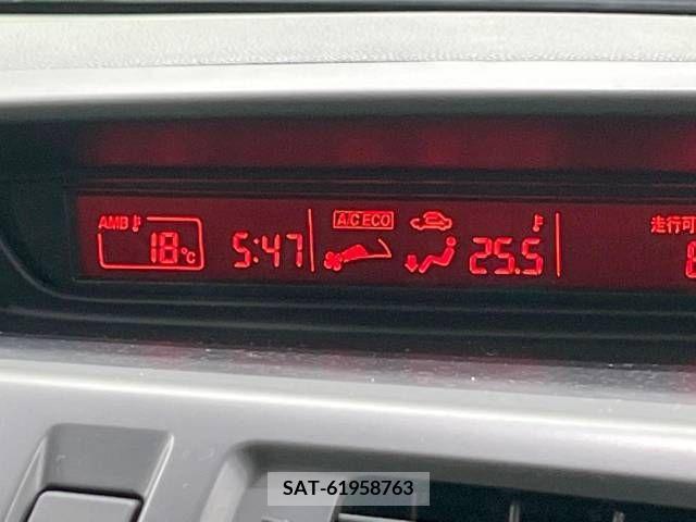 Mazda PREMACY 2012-05 301476-5