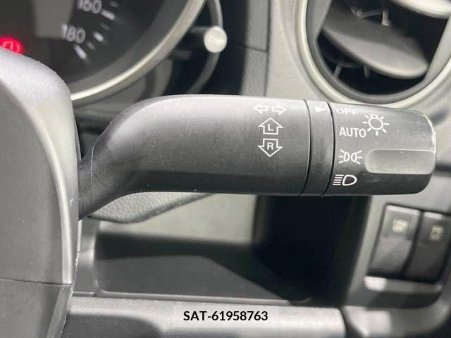 Mazda PREMACY 2012-05 301476-4